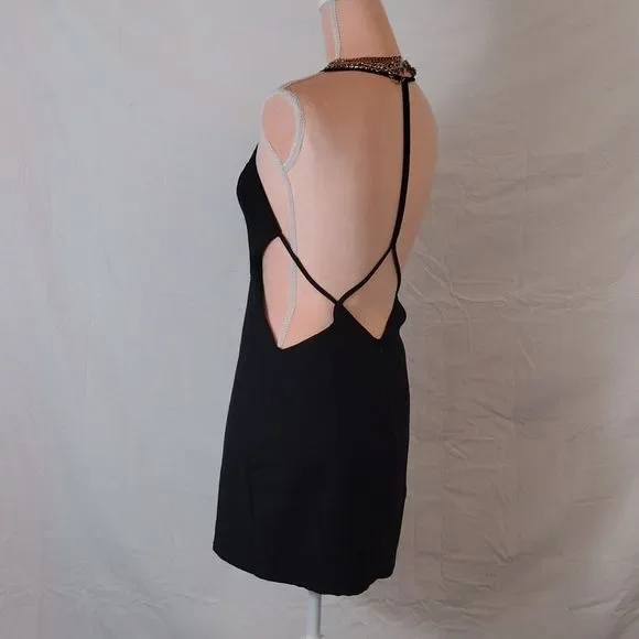 Tobi Black Side & Back Cutout Halter Bodycon Mini Dress - Picture 8 of 16